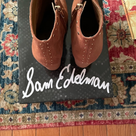 Sam Edelman size 10,Brown Suede Booties, almost new, great condition - Picture 5 of 5